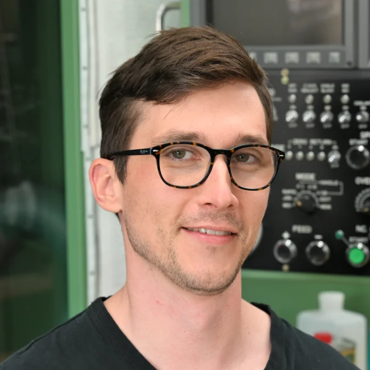 Christophe Stalder – Menuisier, Jean Maurer Swiss Audio Manufacture